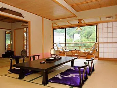 Sounkyo Kankou Hotel Kamikawa  3*, Kamikawa (Hokkaido) Japón